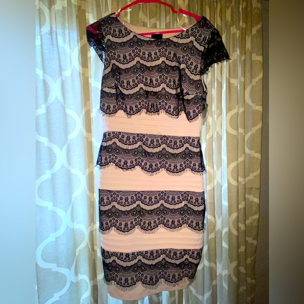 Women’s size 8P Cocktail Dress Never Worn W/ Tags